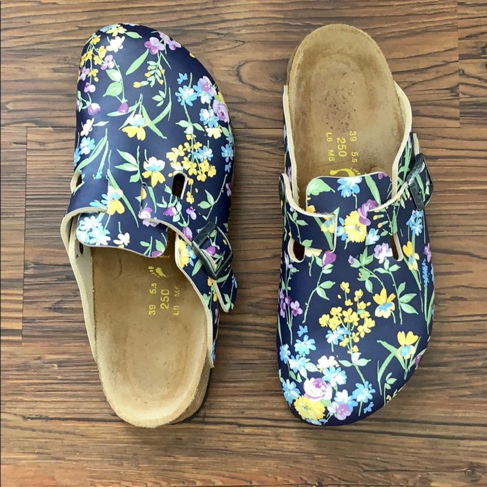 Papillon Birkenstock floral clogs